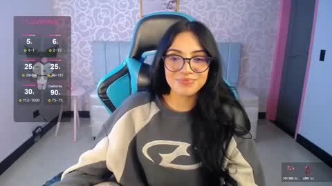 Snapshot of ninfa_ch chatting on 02-10-25, 02:05 Ninfa online show from 02-10-25, 02:05