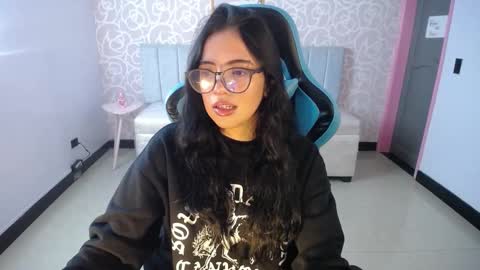 Snapshot of ninfa_ch chatting on 02-20-25, 11:09 Ninfa online show from 02-20-25, 11:09