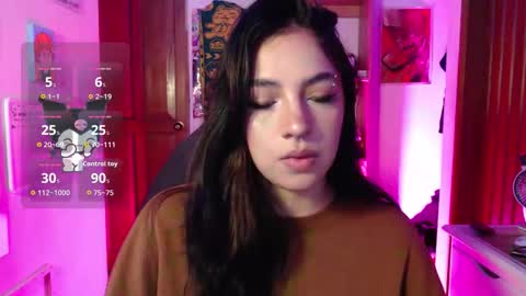Snapshot of ninfa_ch chatting on 09-19-25, 01:18 Ninfa online show from 09-19-25, 01:18