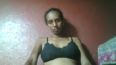 ninie246746 online show from 01-19-25, 06:00