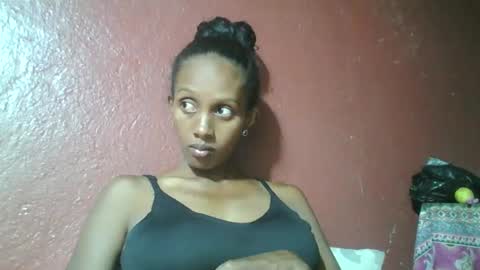 ninie246746 online show from 03-10-25, 10:04