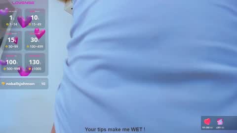 Snapshot of ninna_dee chatting on 01-13-25, 10:47 nina dee online show from 01-13-25, 10:47