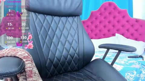 Snapshot of ninna_dee chatting on 03-06-25, 08:41 nina dee online show from 03-06-25, 08:41