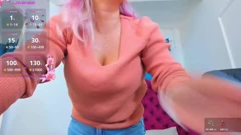 Snapshot of ninna_dee chatting on 10-20-25, 03:40 nina dee online show from 10-20-25, 03:40