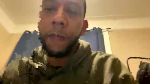 Snapshot of ninolindo919 chatting on 10-22-25, 11:15 ninolindo919 online show from 10-22-25, 11:15