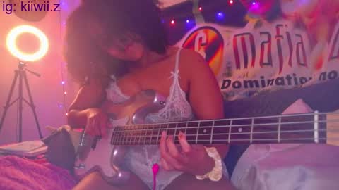 kiwi online show from 03-06-25, 07:03