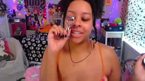 kiwi online show from 09-26-25, 12:42