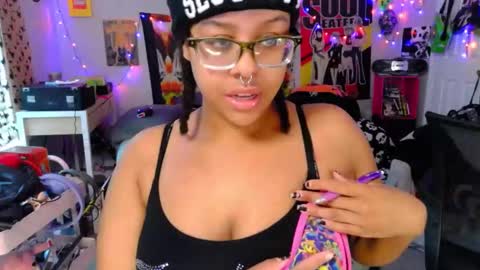 kiwi online show from 10-08-25, 01:09