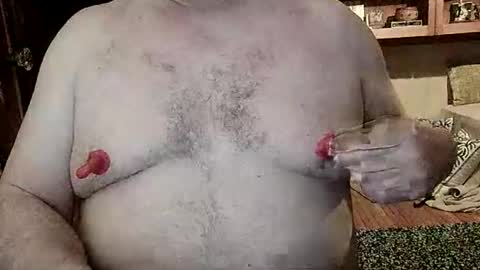 Snapshot of nip_fun_bear chatting on 03-10-26, 02:49 Nip Fun Bear online show from 03-10-26, 02:49