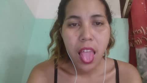 Snapshot of nirisouh chatting on 02-25-25, 05:04 nirisouh online show from 02-25-25, 05:04