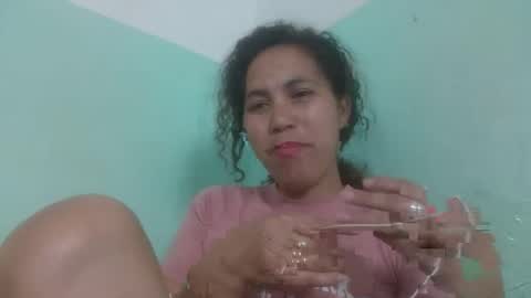 Snapshot of nirisouh chatting on 10-24-25, 11:06 nirisouh online show from 10-24-25, 11:06