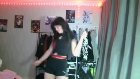 Alice online show from 05-23-26, 06:34