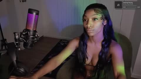 Snapshot of niviawolfe chatting on 06-11-26, 03:26 NIVIA WOLFE online show from 06-11-26, 03:26