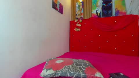 Snapshot of nix_casanova chatting on 07-15-26, 11:48 nix online show from 07-15-26, 11:48