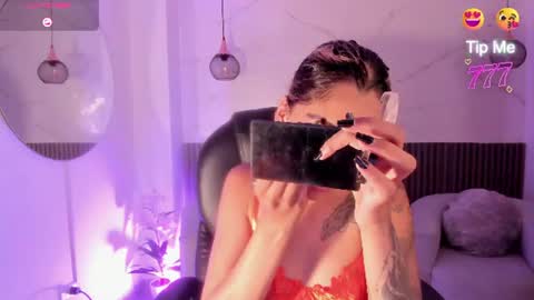 Snapshot of nix_rave1 chatting on 07-10-26, 02:52 nix_rave1 online show from 07-10-26, 02:52