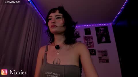 Nixxie  online show from 01-19-26, 01:53