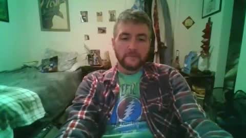 Snapshot of njoefats420 chatting on 04-15-26, 02:40 njoefats420 online show from 04-15-26, 02:40