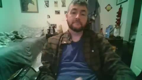 Snapshot of njoefats420 chatting on 04-20-26, 09:01 njoefats420 online show from 04-20-26, 09:01