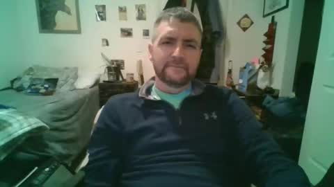 Snapshot of njoefats420 chatting on 05-09-26, 02:17 njoefats420 online show from 05-09-26, 02:17