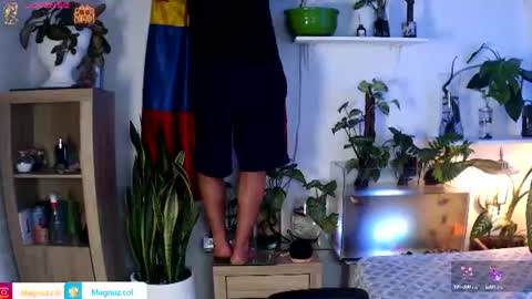 Snapshot of no_face_69 chatting on 06-27-26, 03:00 x online show from 06-27-26, 03:00