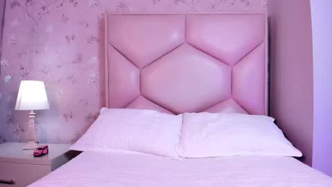   ambarsulliva  online show from 12-03-25, 11:30