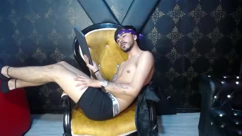 Snapshot of noaah77 chatting on 12-06-24, 06:17 noaah77 online show from 12-06-24, 06:17