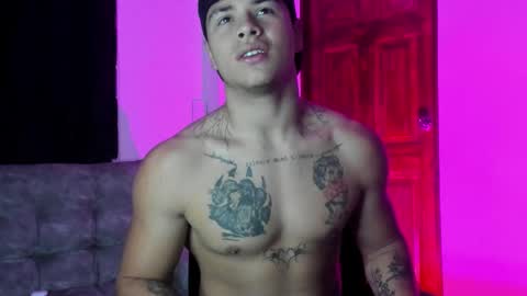 noah_223 online show from 12-20-25, 04:19