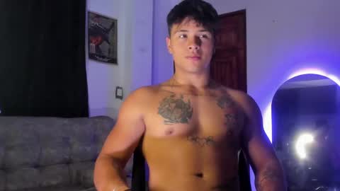 noah_223 online show from 05-10-26, 01:22