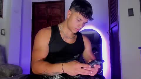 Snapshot of noah_223 chatting on 06-26-26, 04:17 noah_223 online show from 06-26-26, 04:17