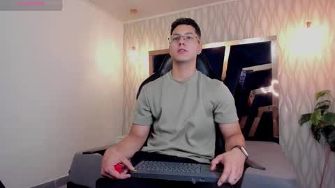 Noah online show from 03-01-26, 03:47