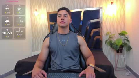Snapshot of noah_clarkk chatting on 04-27-26, 05:22 Noah online show from 04-27-26, 05:22