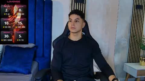 Snapshot of noah_clarkk chatting on 05-24-26, 03:06 Noah online show from 05-24-26, 03:06