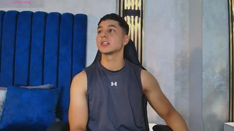 Snapshot of noah_clarkk chatting on 05-28-26, 05:54 Noah online show from 05-28-26, 05:54