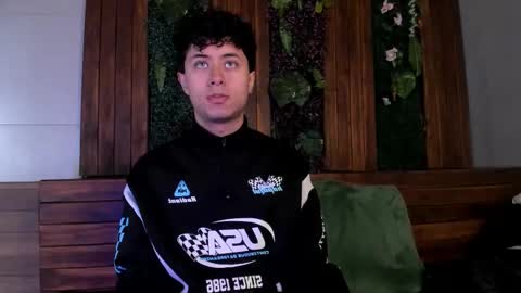 noah_dupont_ online show from 02-10-26, 11:58