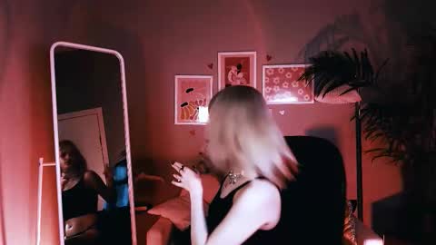 REAL name LiaDM are always open online show from 10-10-25, 04:50