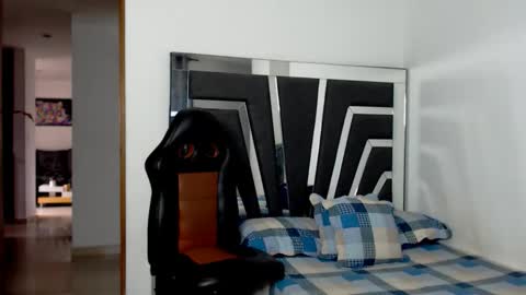 Noah Harris01 online show from 01-11-26, 02:00