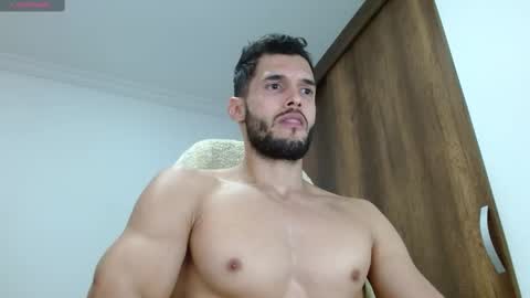 Snapshot of noah_jhonsonn chatting on 02-28-25, 02:09 Noah online show from 02-28-25, 02:09