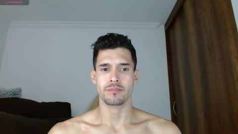 Snapshot of noah_jhonsonn chatting on 03-04-25, 03:48 Noah online show from 03-04-25, 03:48