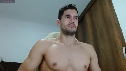 Snapshot of noah_jhonsonn chatting on 03-09-25, 11:47 Noah online show from 03-09-25, 11:47