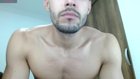 Snapshot of noah_jhonsonn chatting on 03-11-25, 05:35 Noah online show from 03-11-25, 05:35