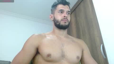 Snapshot of noah_jhonsonn chatting on 09-09-25, 12:15 Noah online show from 09-09-25, 12:15