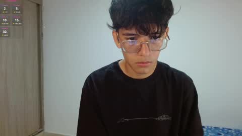 Snapshot of noah_millerx_ chatting on 05-27-26, 03:03 noah online show from 05-27-26, 03:03