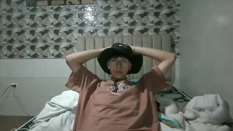 Snapshot of noah_mod chatting on 06-30-26, 01:39 noah_mod online show from 06-30-26, 01:39