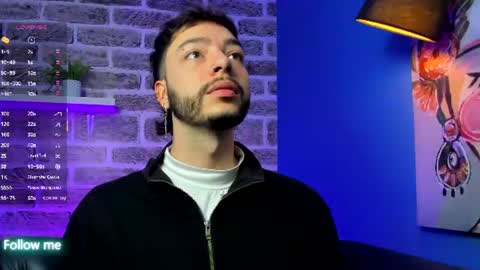 Snapshot of noah_ricci_ chatting on 07-17-26, 12:01 online show from 07-17-26, 12:01