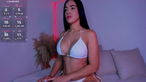 Snapshot of noah_russel chatting on 09-11-25, 08:31 Noah online show from 09-11-25, 08:31