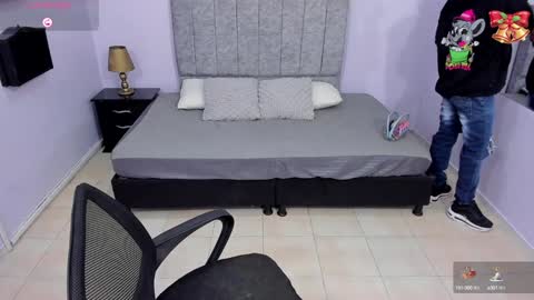 noah_smith04 online show from 01-05-25, 11:59