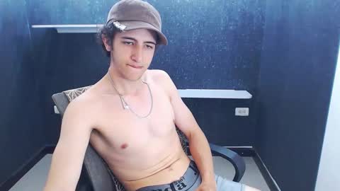 noah_sokolov online show from 12-13-25, 07:53