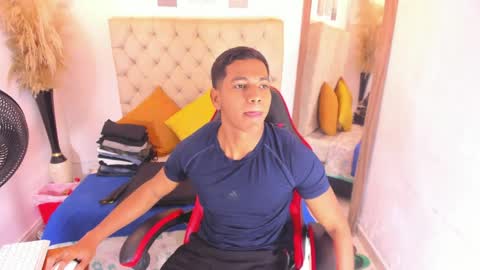 N O AH - S T H O  N E online show from 03-16-26, 03:45