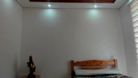 LIAM- noah online show from 10-14-25, 01:12