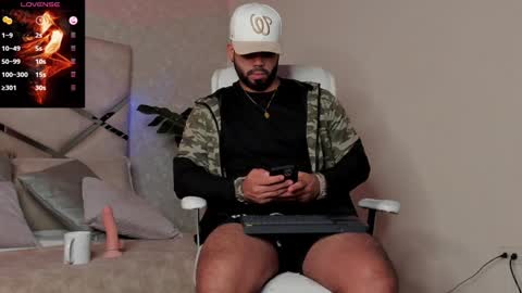 Noah online show from 12-31-24, 02:36